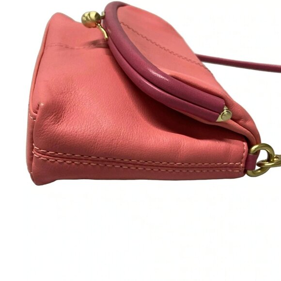 Auth COACH - Pink Leather Pouch - Picture 4 of 11